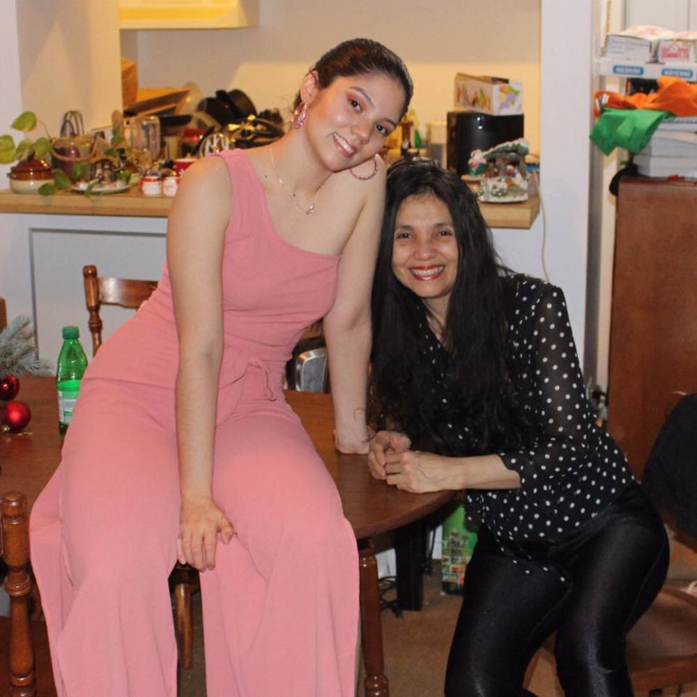 Meet your Posher, Daniela